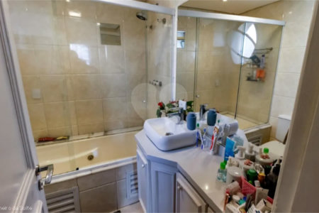 Apartamento à venda com 3 quartos, sendo 1 suíte, em Vila Andrade, São Paulo, SP