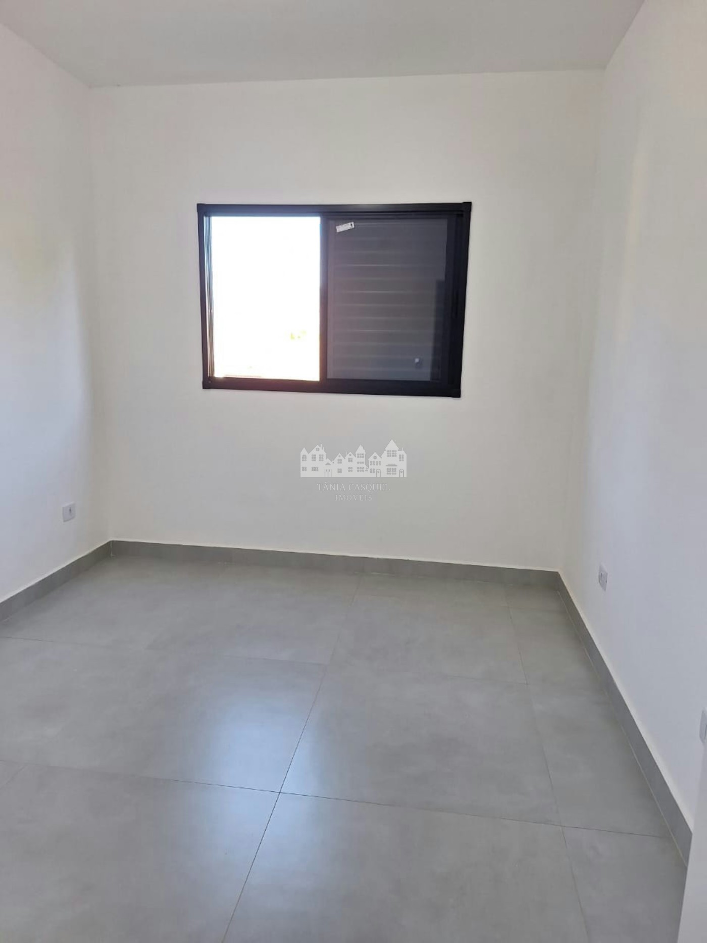 Apartamento à venda com 2 quartos, sendo 1 suíte, no Residencial Safira, Alvinópolis, Atibaia - SP