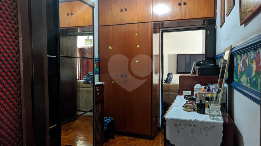 Sobrado à venda com 4 quartos, sendo 2 suítes,  em Santana, São Paulo, SP