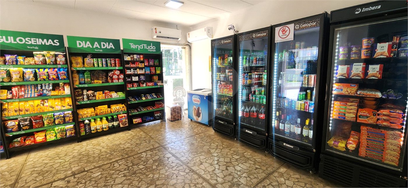 Apartamento à venda com 2 quartos, sendo 1 suíte,  em Vila Regente Feijó, São Paulo, SP