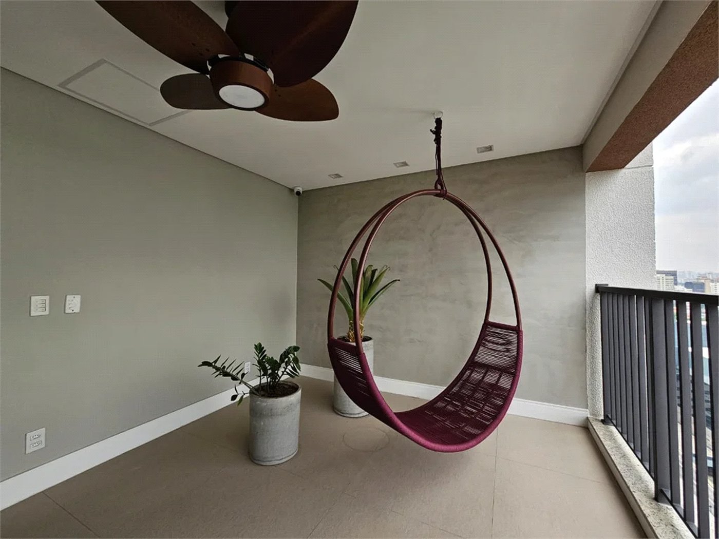 Apartamento à venda ou para alugar com 1 quarto em Pinheiros, São Paulo, SP