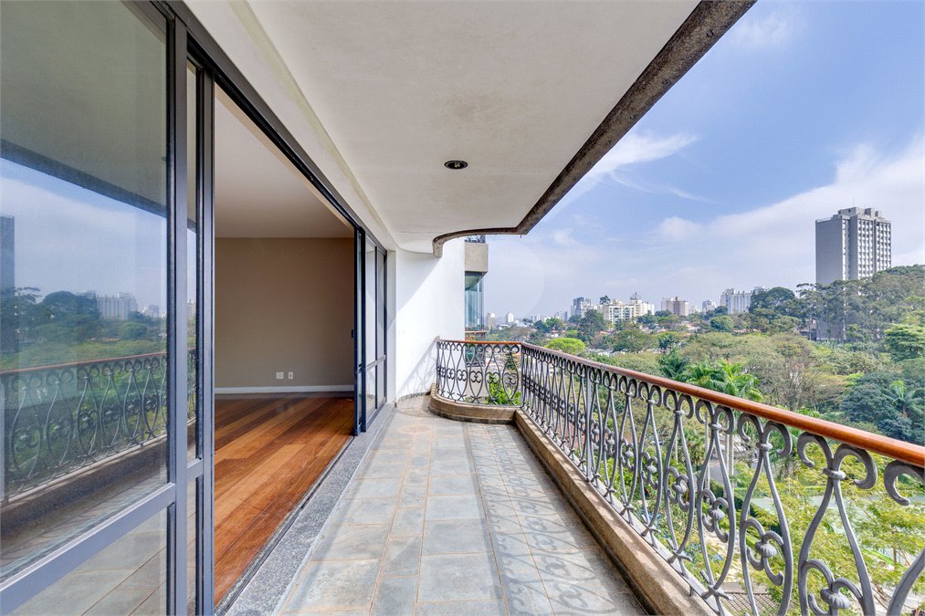 Apartamento à venda com 4 suítes em Alto da Boa Vista, São Paulo, SP
