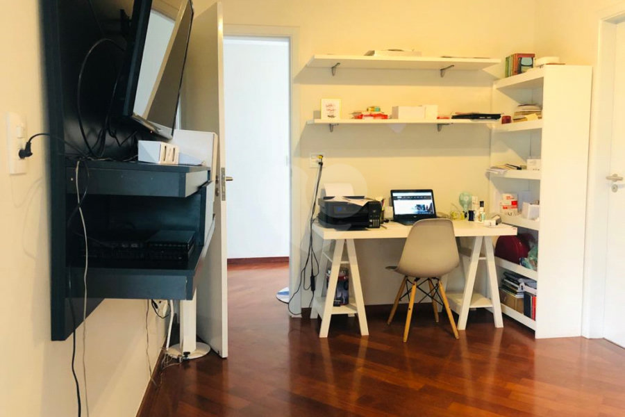 Sobrado à venda com 3 suítes em Tremembé, São Paulo, SP