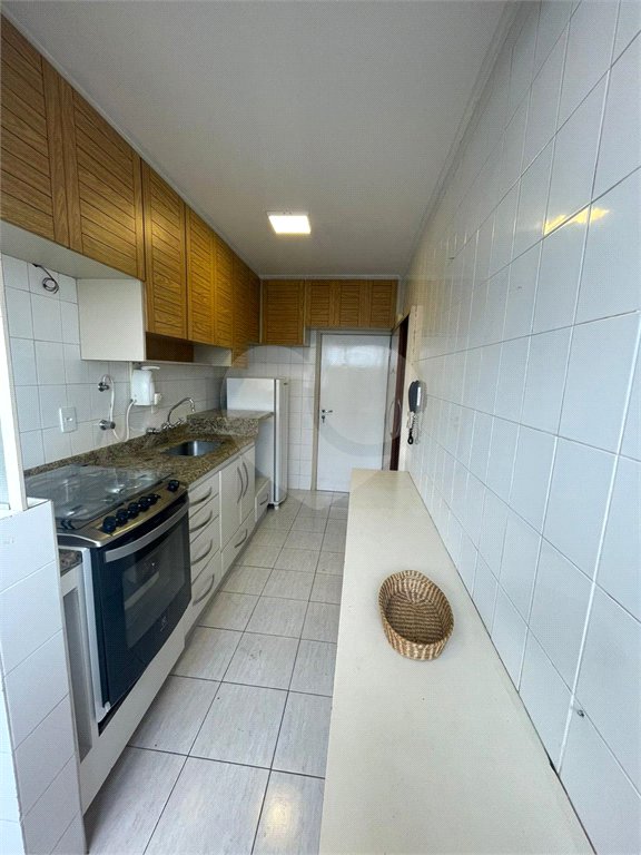 Apartamento à venda com 3 quartos, sendo 1 suíte,  em Vila Olímpia, São Paulo, SP