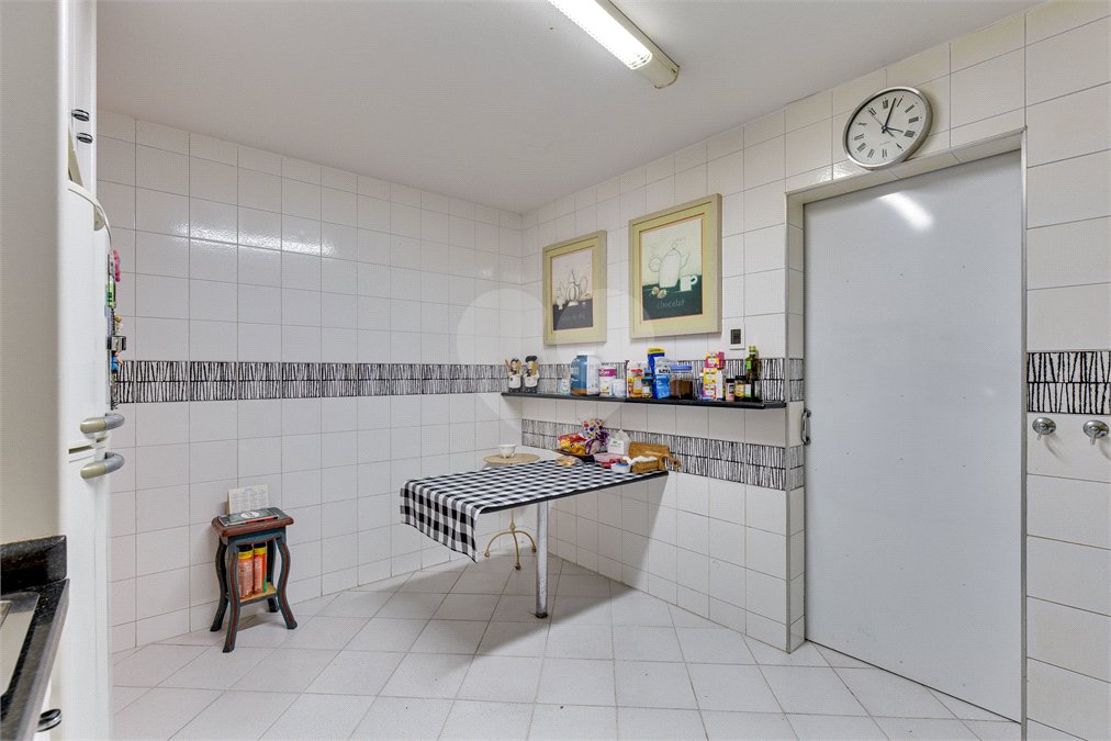 Sobrado à venda com 3 quartos, sendo 2 suítes,  em Alto da Boa Vista, São Paulo, SP