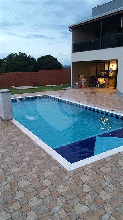 Chácara à venda com 3 quartos, sendo 1 suíte, em Caguassu, Sorocaba, SP