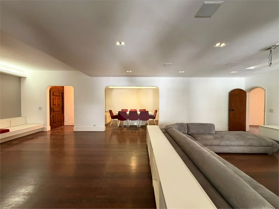 Apartamento à venda com 5 quartos, sendo 3 suítes, em Tijuca, Rio de Janeiro, RJ