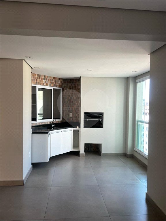 Apartamento para alugar com 2 quartos, sendo 1 suíte, em Campestre, Santo André, SP
