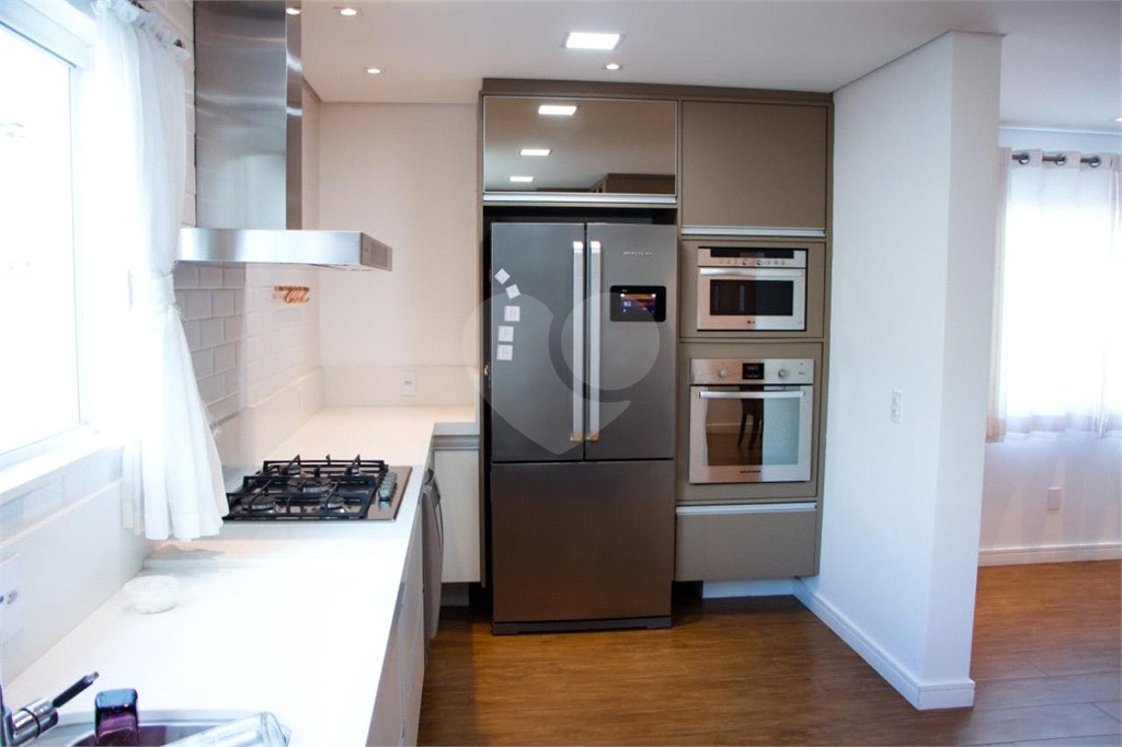 Casa à venda com 4 suítes no condomínio Residencial Villa dos Inglezes, Sorocaba - SP