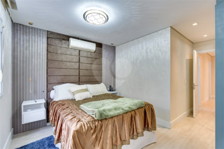 Apartamento à venda com 4 suítes em Vila Sofia, São Paulo, SP