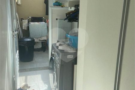 Casa à venda com 3 quartos, sendo 1 suíte,  no condomínio Vida, Mogi das Cruzes - SP