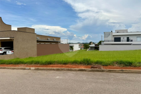 Terreno à venda em Loteamento Residencial Golden Ville, Itapetininga, SP