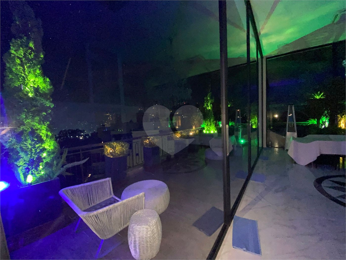 Cobertura à venda com 3 suítes em Jardim Vitória Régia, São Paulo, SP