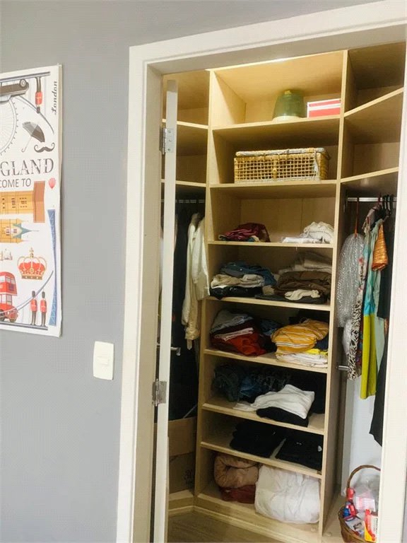 Apartamento à venda ou para alugar com 3 quartos, sendo 2 suítes,  em Vila Suzana, São Paulo, SP