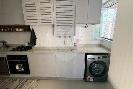 Apartamento à venda com 3 quartos, sendo 1 suíte, em Barra Funda, São Paulo, SP