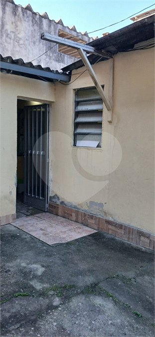 Casa à venda com 3 quartos em Santíssimo, Rio de Janeiro, RJ