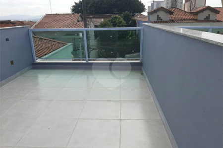 Sobrado à venda com 2 suítes em Vila Nivi, São Paulo, SP