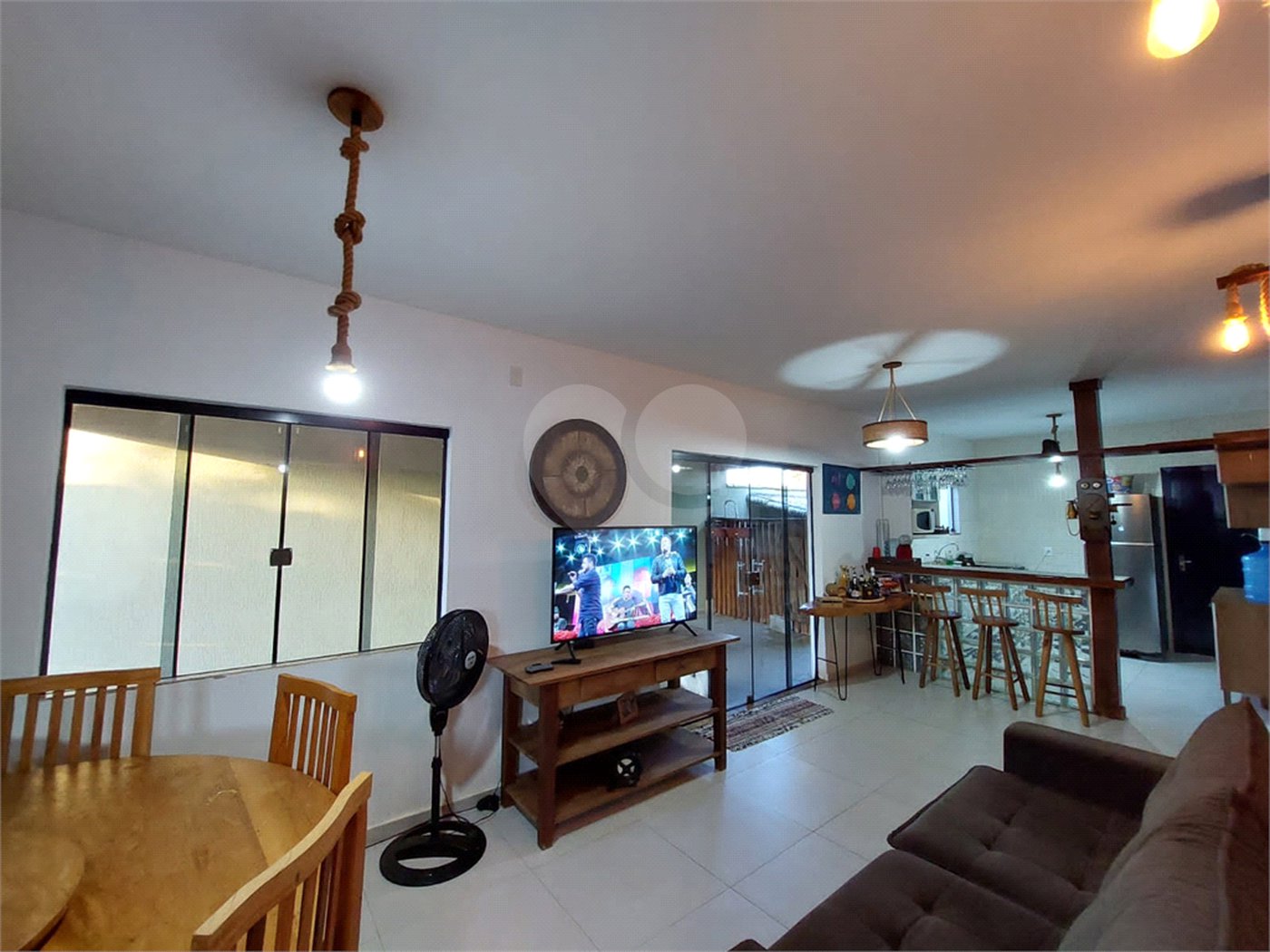 Casa à venda com 2 quartos, sendo 1 suíte,  em São José, Armação dos Búzios, RJ