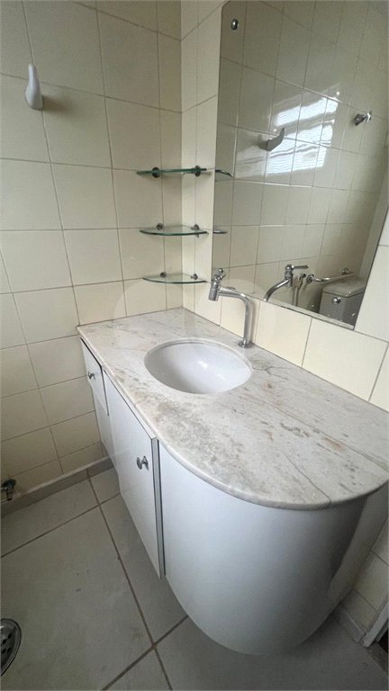 Apartamento à venda com 2 quartos em Vila Tibério, Ribeirão Preto, SP