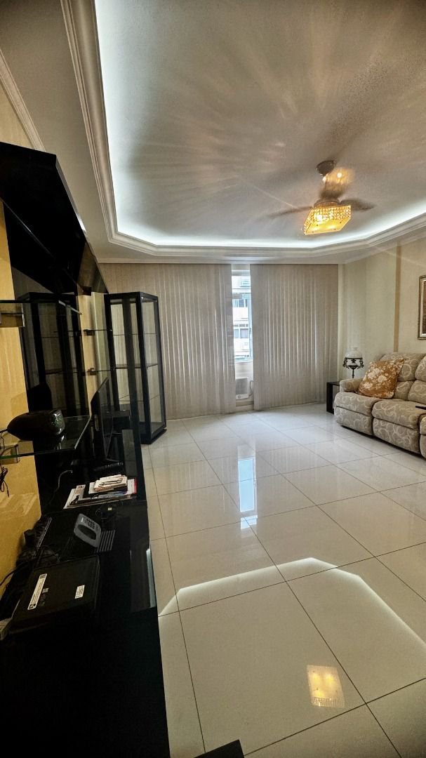 Apartamento com 3 dormitórios à venda, 120 m² por R$ 980.000,00 - Ponta da Praia - Santos/SP