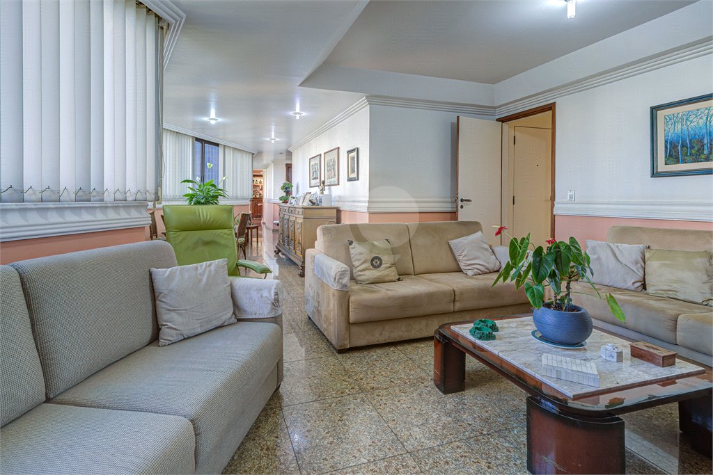 Apartamento à venda com 4 suítes em Moema, São Paulo, SP