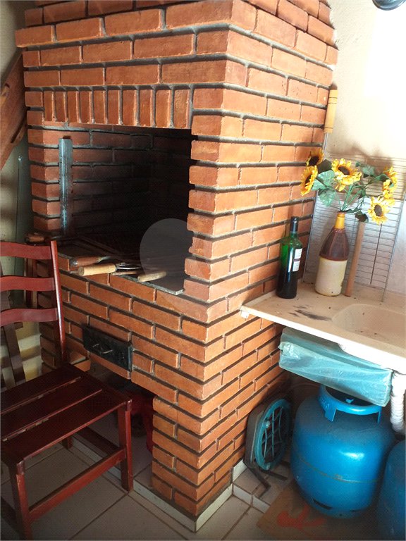 Casa à venda com 3 quartos, sendo 1 suíte,  no condomínio Sibelyus, Mogi das Cruzes - SP