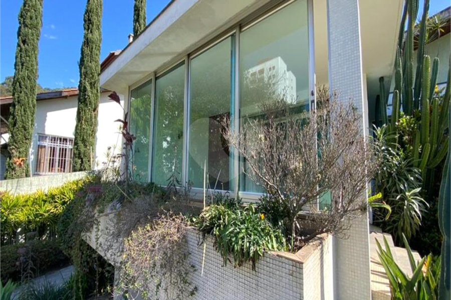 Casa Térrea à venda com 4 quartos, sendo 2 suítes, em Jardim Floresta, São Paulo, SP