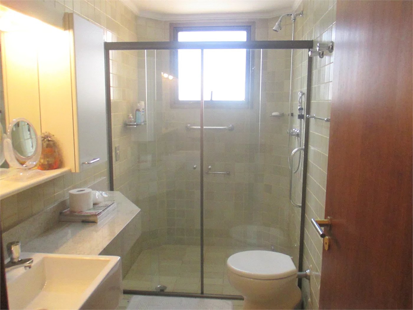 Apartamento à venda com 4 quartos, sendo 1 suíte,  em Vila Andrade, São Paulo, SP