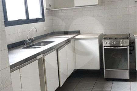 Duplex à venda com 3 suítes em Vila Suzana, São Paulo, SP