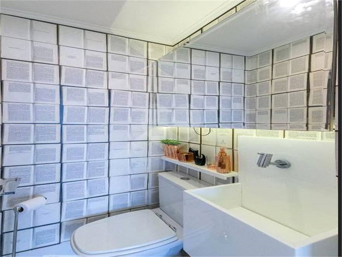 Apartamento à venda com 2 quartos, sendo 1 suíte, em Vila Olímpia, São Paulo, SP