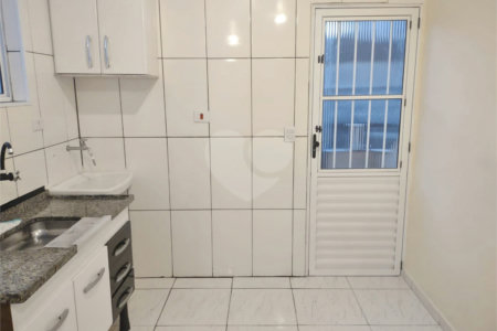Casa à venda com 2 quartos, sendo 1 suíte, em Vila Gumercindo, São Paulo, SP