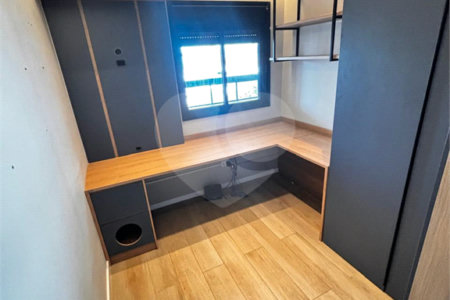Apartamento à venda com 3 quartos, sendo 1 suíte,  em Jardim Oswaldo Cruz, São José dos Campos, SP