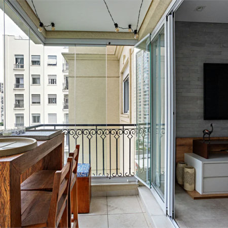 Apartamento à venda com 3 quartos, sendo 1 suíte, em Jardim das Acácias, São Paulo, SP