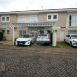 Casa à venda com 3 quartos, sendo 1 suíte, no condomínio Village Christian, São Roque - SP
