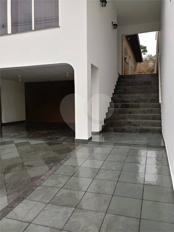 Casa à venda com 3 quartos, sendo 1 suíte, em Jardim São Pedro, Mogi das Cruzes, SP