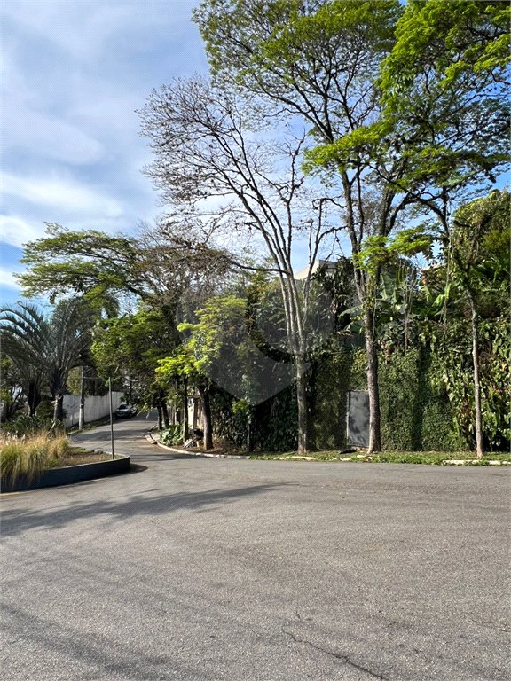 Terreno à venda no condomínio Jardim Vitória Régia, São Paulo - SP