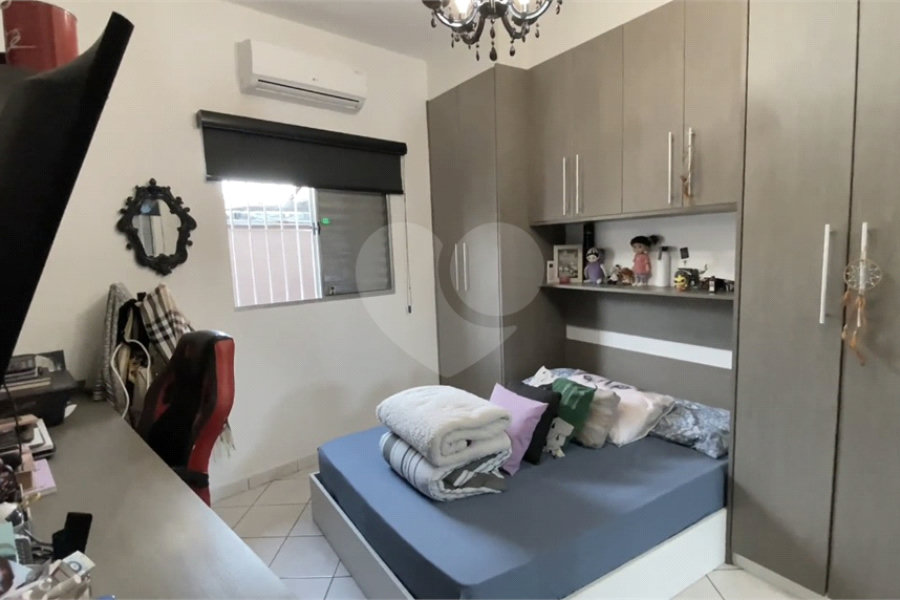 Sobrado à venda com 3 quartos, sendo 1 suíte, em Parque Novo Mundo, São Paulo, SP