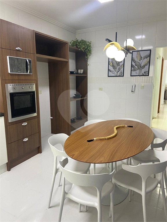 Sobrado à venda com 3 quartos, sendo 1 suíte,  em Vila Pires, Santo André, SP