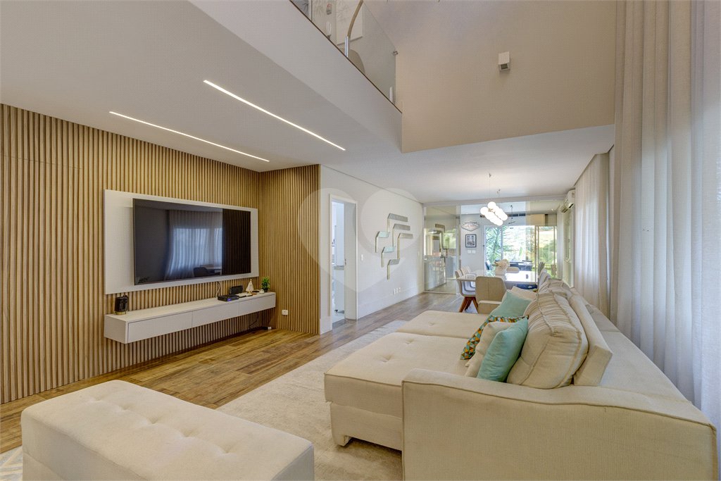 Casa à venda com 4 suítes em Chácara Flora, São Paulo, SP