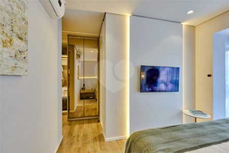 Apartamento à venda com 3 suítes em Brooklin, São Paulo, SP