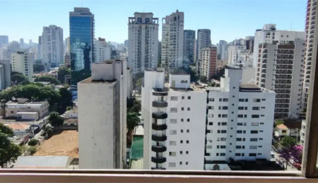 Apartamento à venda com 4 quartos, sendo 1 suíte, em Vila Olímpia, São Paulo, SP