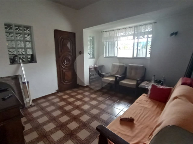 Sobrado à venda com 5 quartos em Tremembé, São Paulo, SP