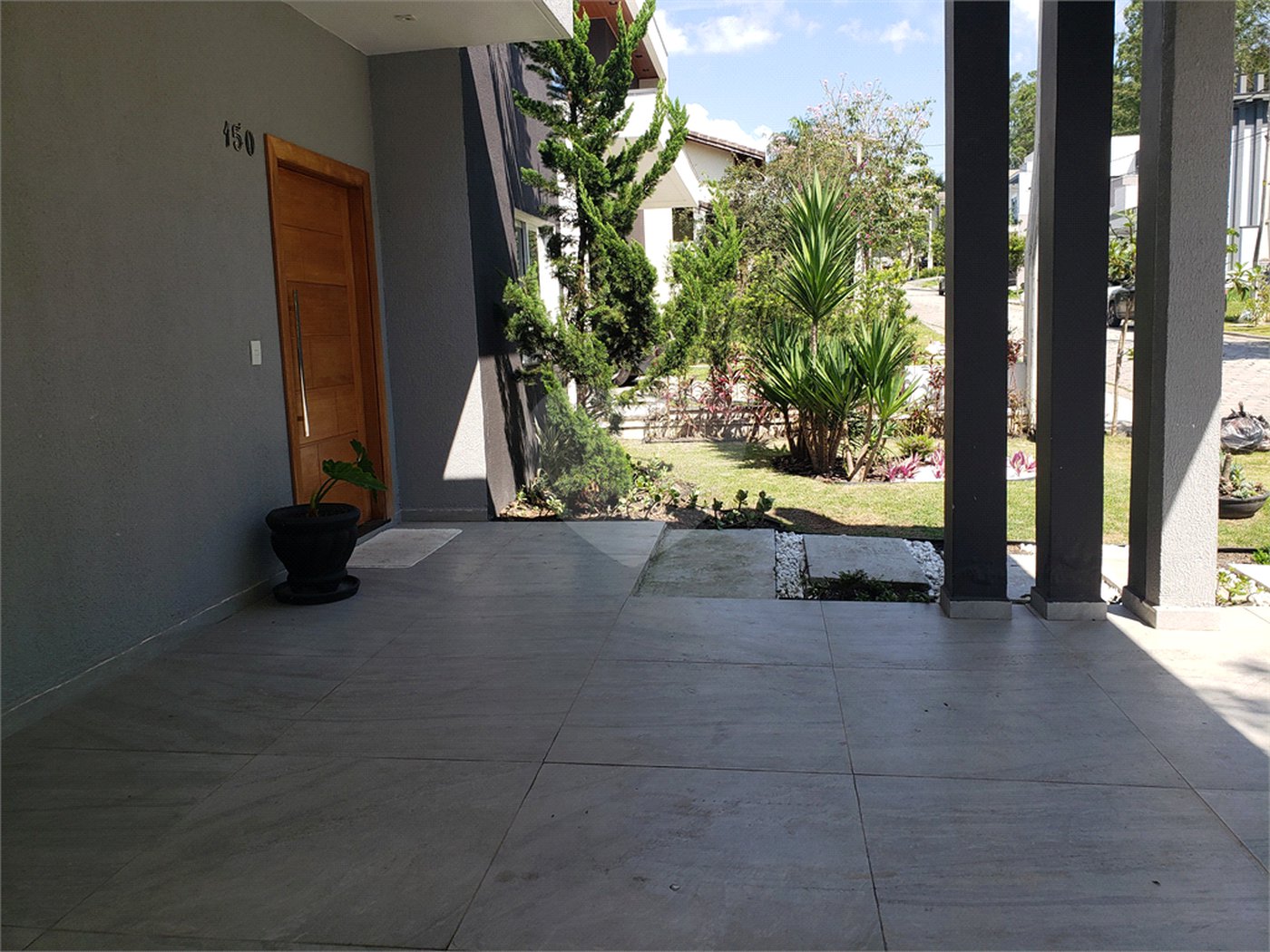 Casa à venda com 3 suítes no condomínio Residencial Veredas, Mogi das Cruzes - SP