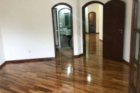 Casa à venda com 4 quartos, sendo 2 suítes,  em Jardim Pagliato, Sorocaba, SP