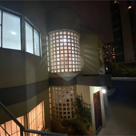 Sobrado à venda com 7 quartos, sendo 2 suítes, em Brooklin Paulista, São Paulo, SP