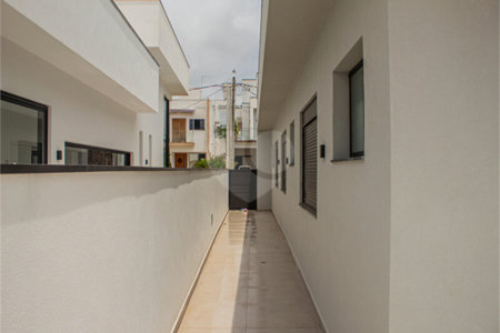 Casa à venda com 3 suítes no condomínio Residencial Central Parque, Salto - SP