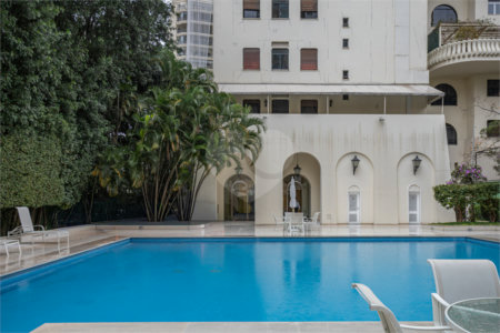 Apartamento à venda com 4 suítes em Jardim Paulistano, São Paulo, SP