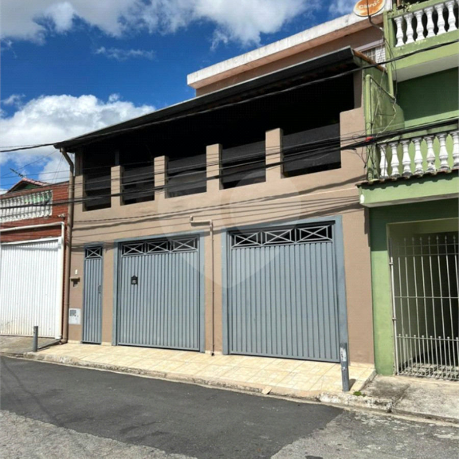 Casa à venda com 3 quartos, sendo 1 suíte, em Jardim Capão Redondo, São Paulo, SP