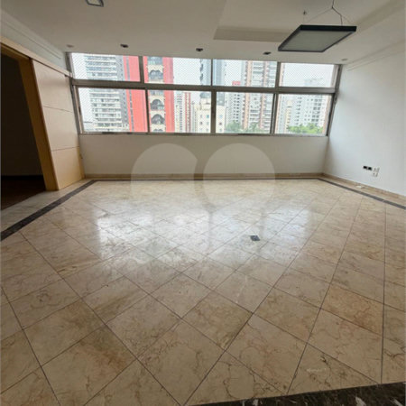 Apartamento à venda com 3 quartos, sendo 1 suíte, em Pinheiros, São Paulo, SP