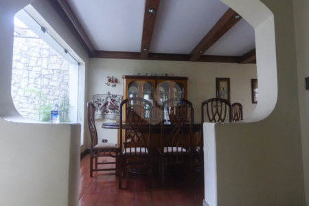 Casa à venda com 4 suítes em Jardim Franca, São Paulo, SP